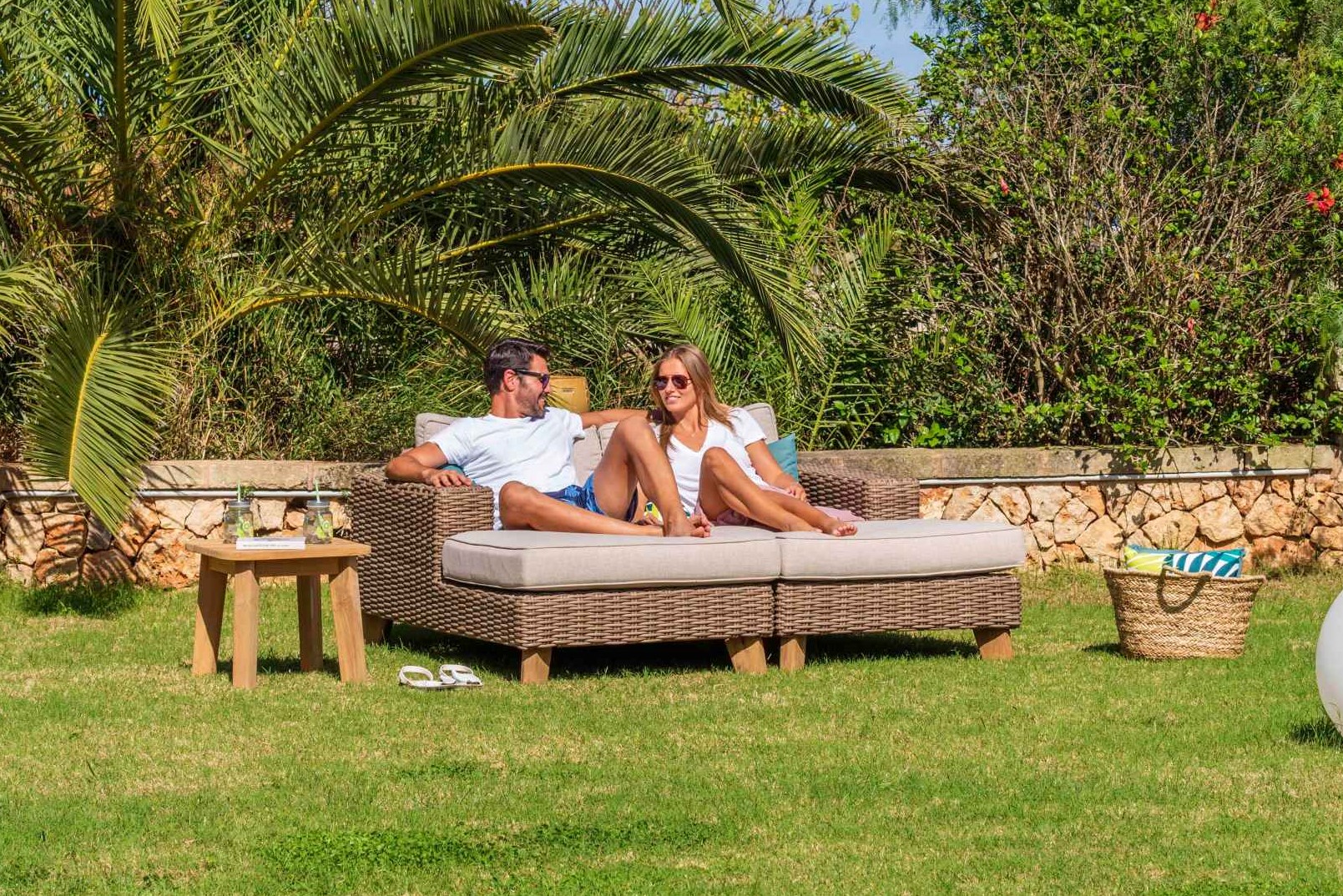 LifestyleGarden Bahamas chaise lounge set